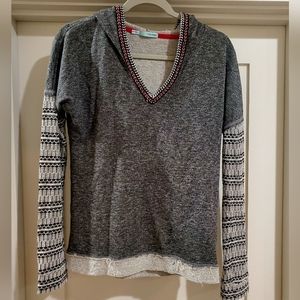 Women's lightweight hooded sweater sweatshirt Maurices size medium